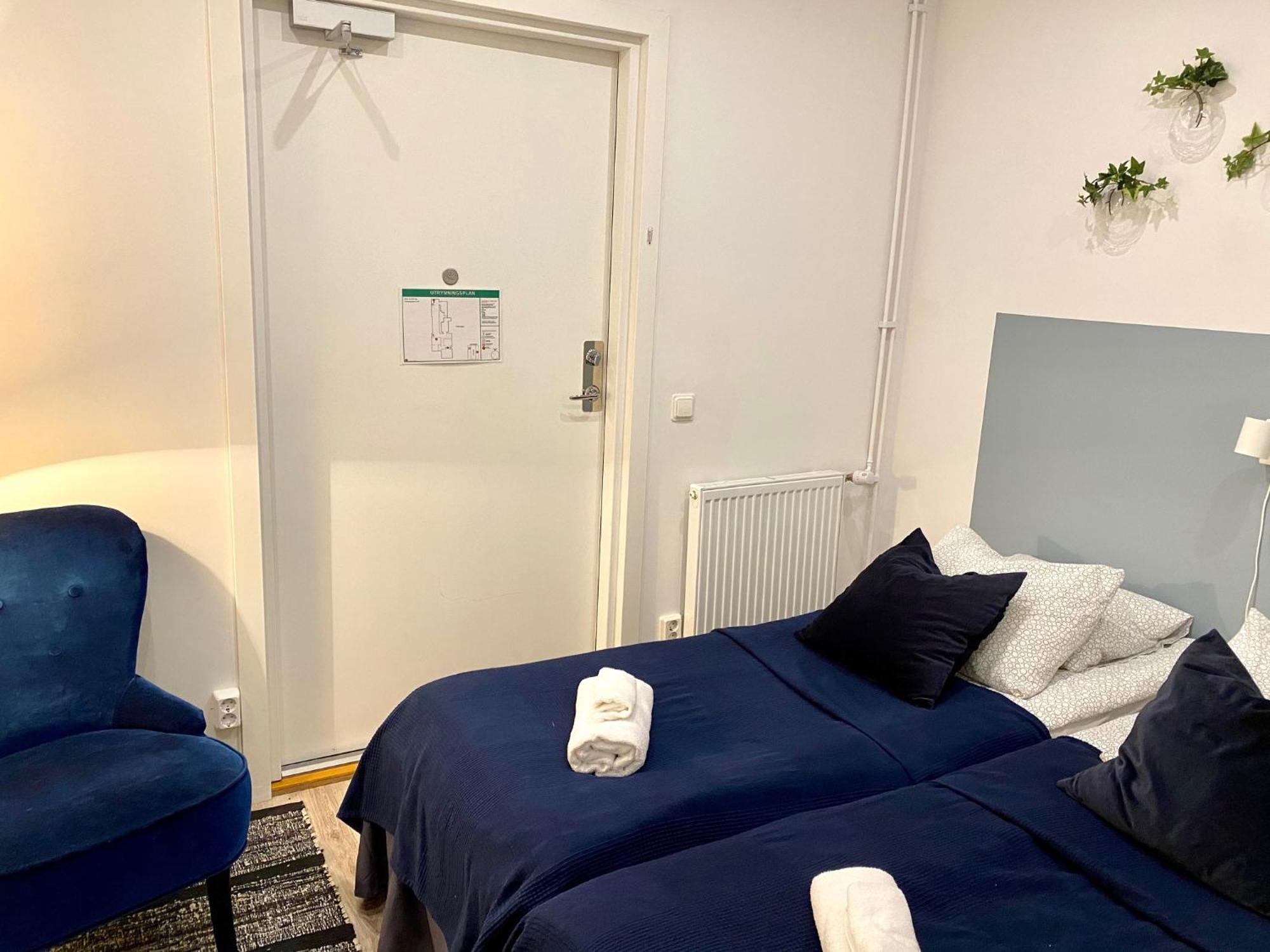 Capsulehotel Smart 2*