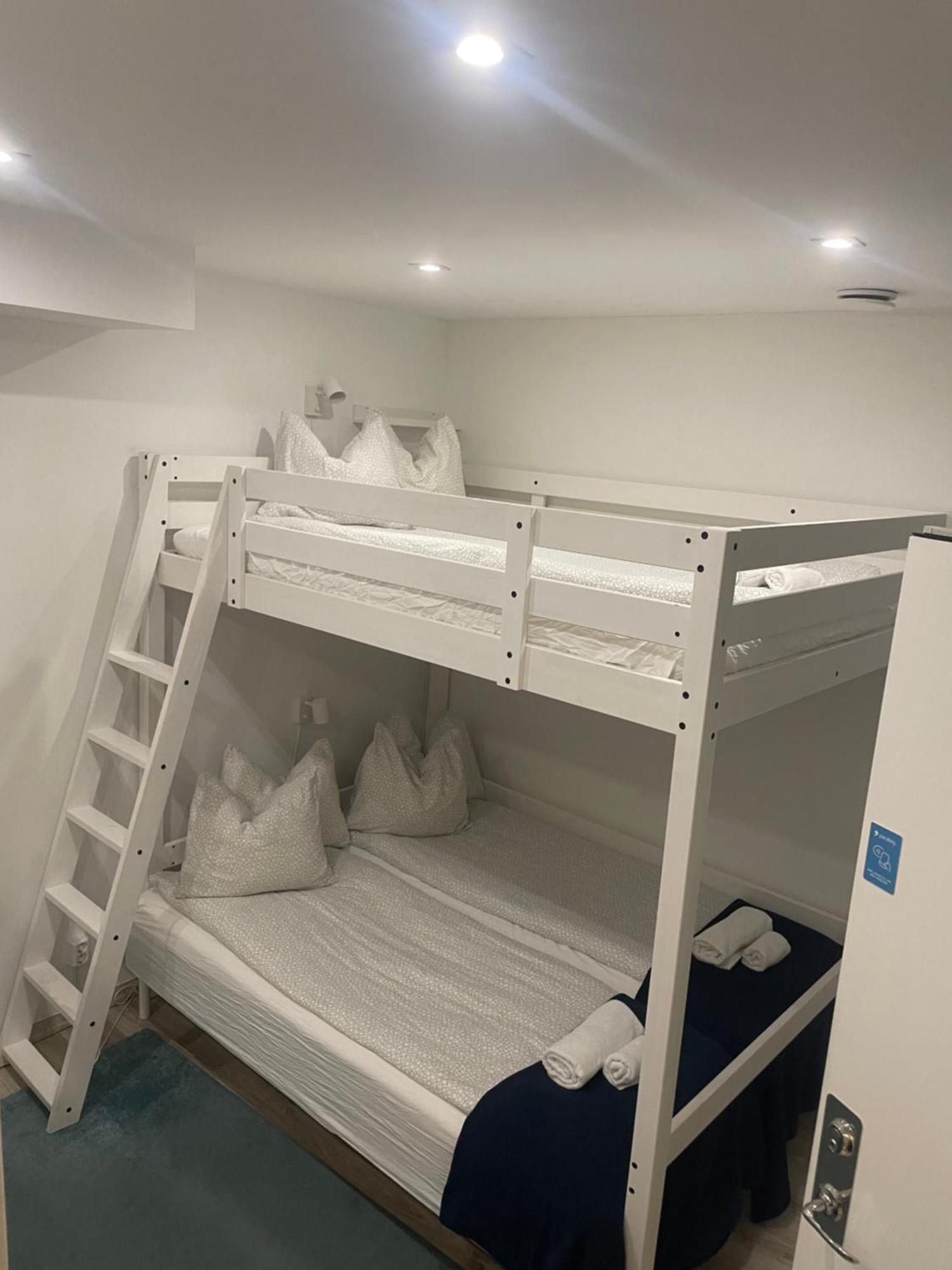 Smart Capsulehotel 2*
